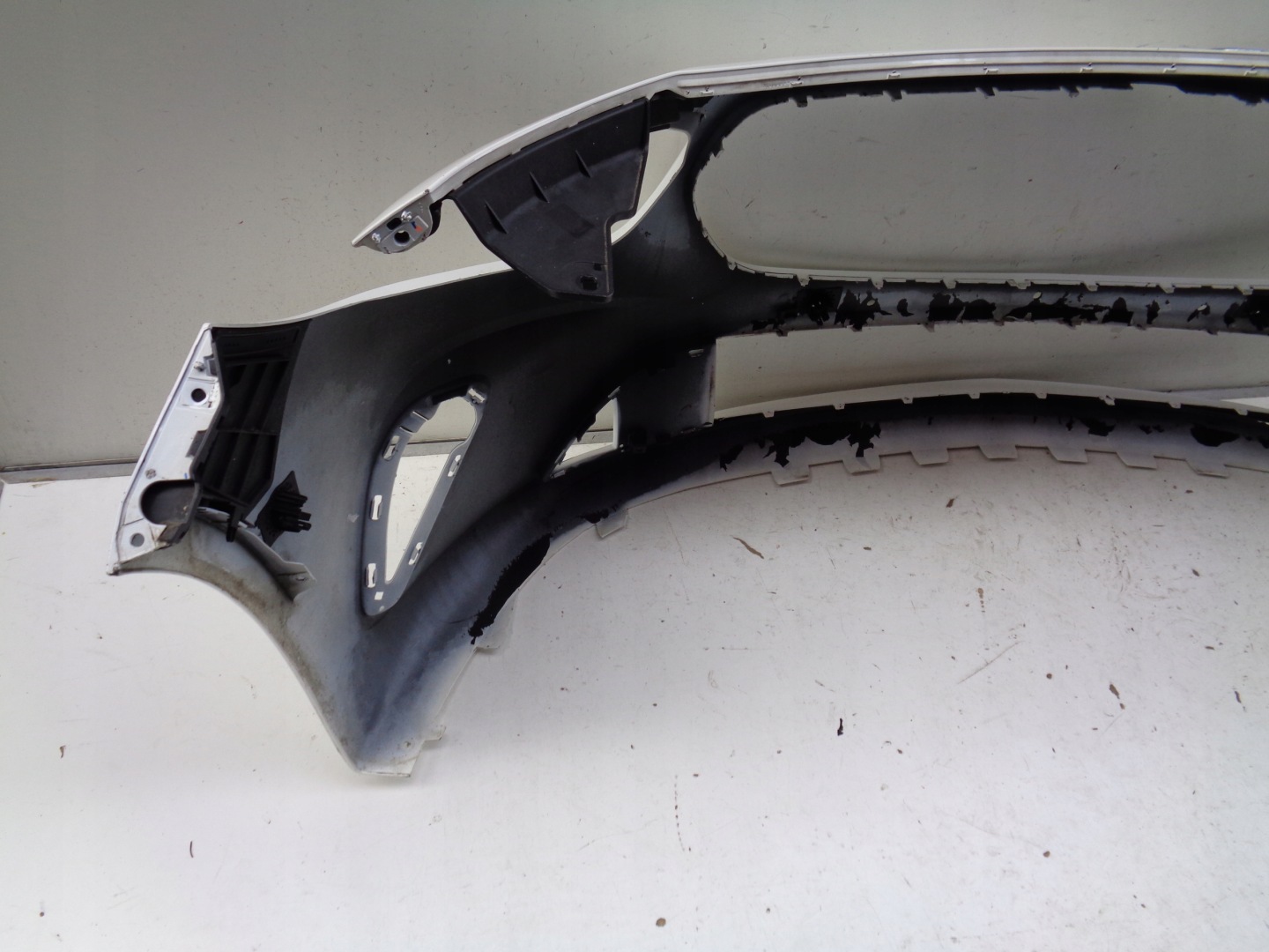 front bumper MERCEDES B-KLASA W247 18- NR 39845