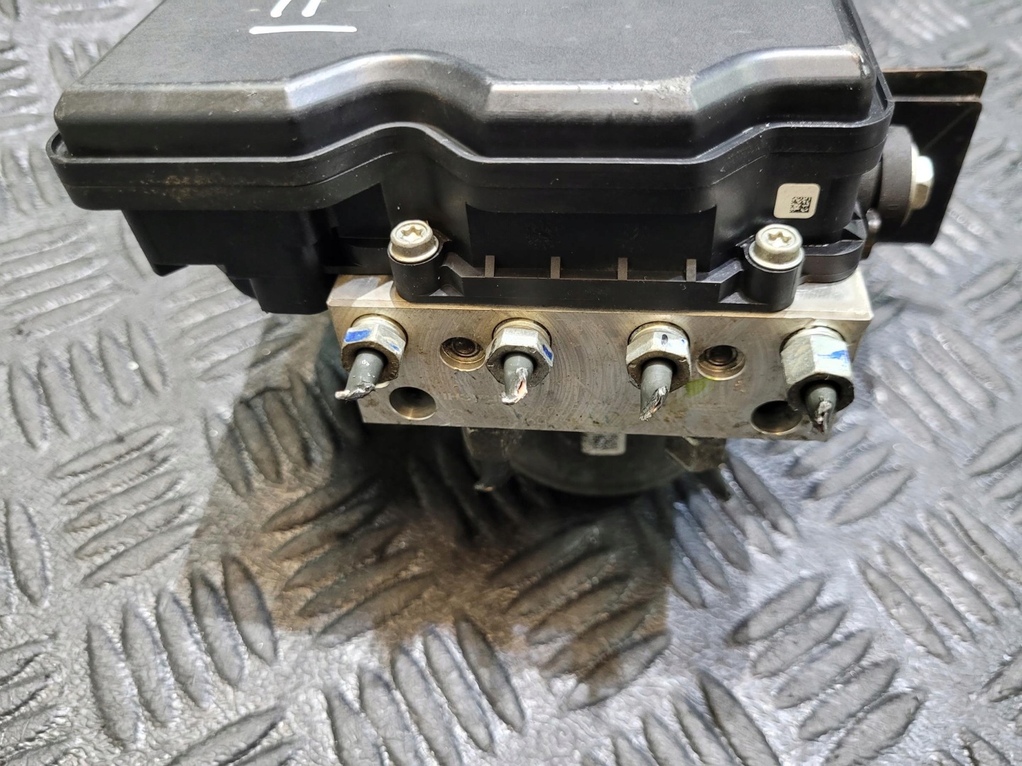 Pompa ABS 476605SH0A NISSAN LEAF II ZE1