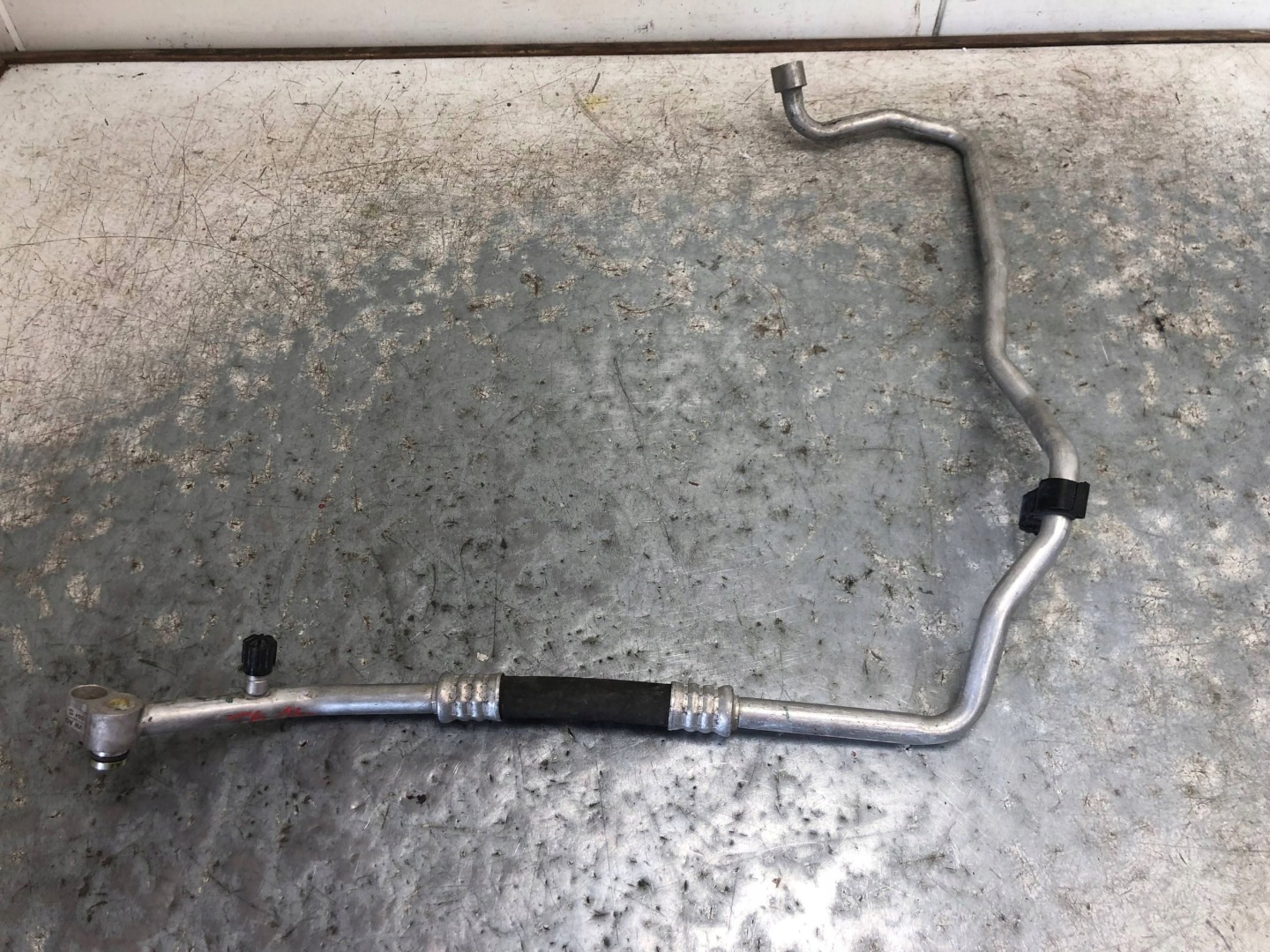 Schlauch klimaanlage VW T6 7E1820743M