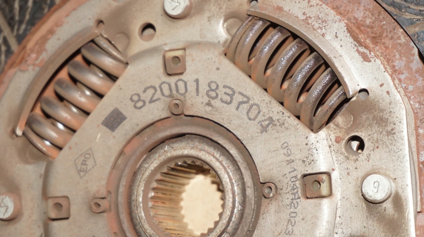 clutch wheel flywheel RENAULT 1.5dci K9K 2004r