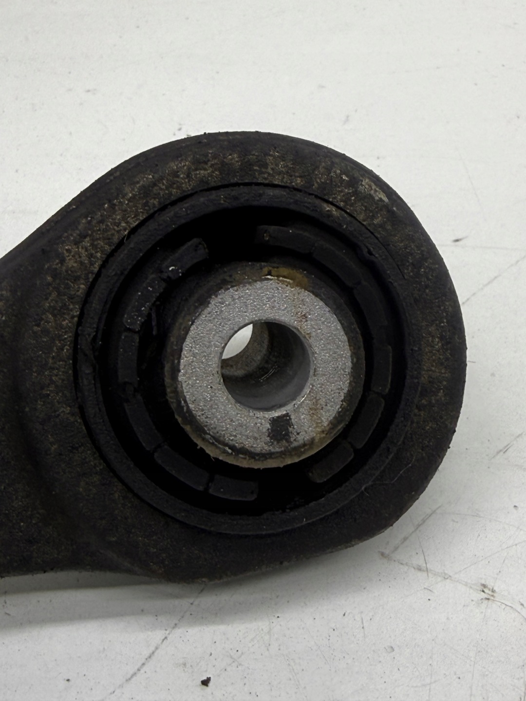 AUDI A6 A7 C7 Moyeu support broche Droite Avant Petit bras Bras Complète