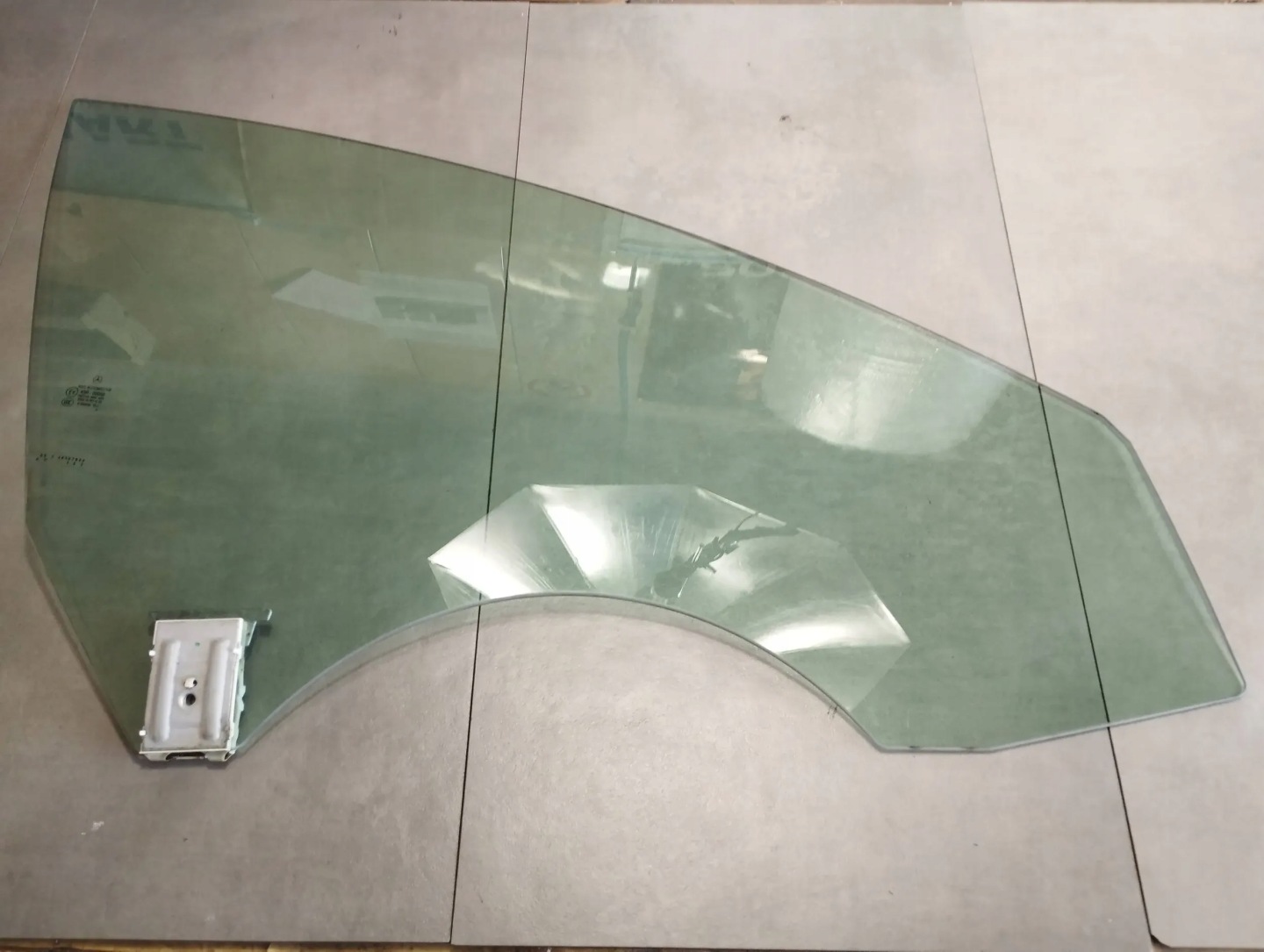 Mercedes-Benz CLS C218 2015 window right front