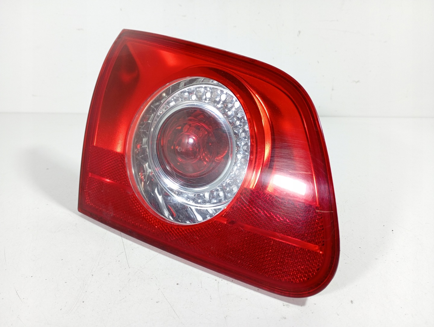 VW Passat B6 05-10 light left rear Z bonnet OE 3C9945093