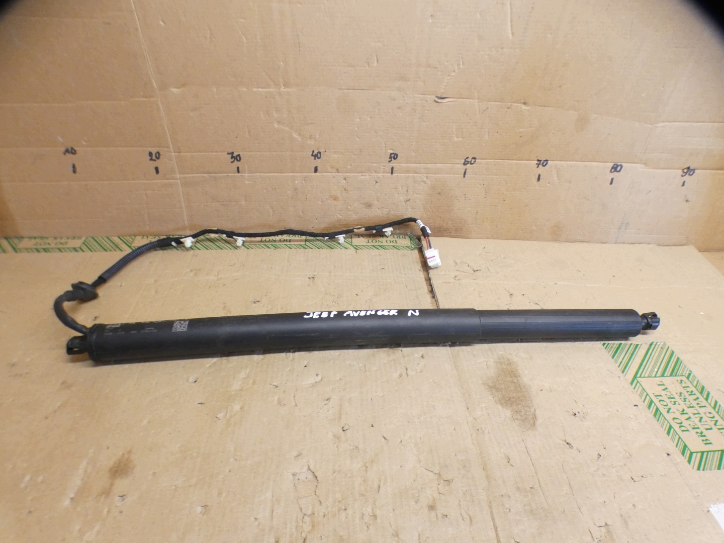 damper bonnet boot JEEP AVENGER 52233110