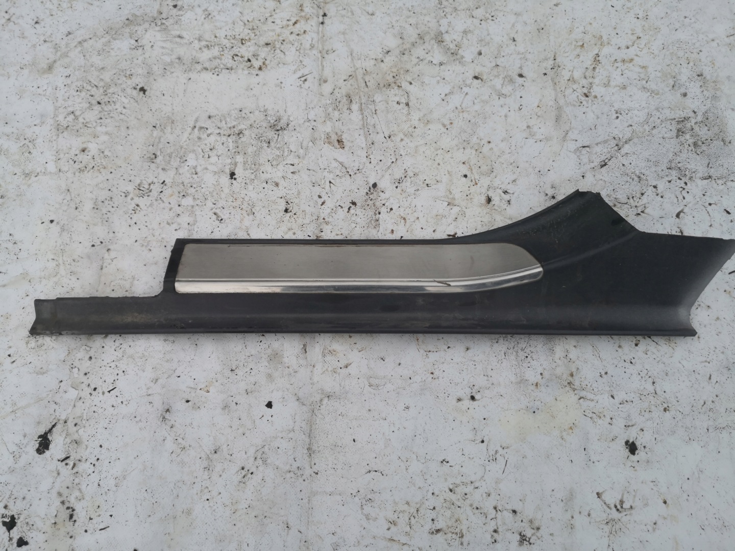 moulding threshold left rear part MERCEDES W220