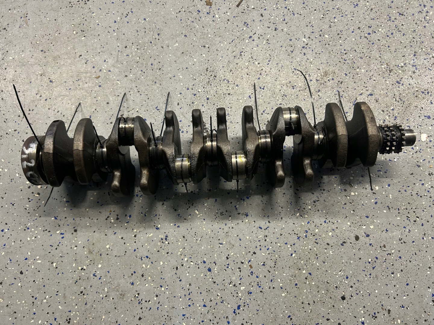 MERCEDES W210 W211 3,2 CDI crank
