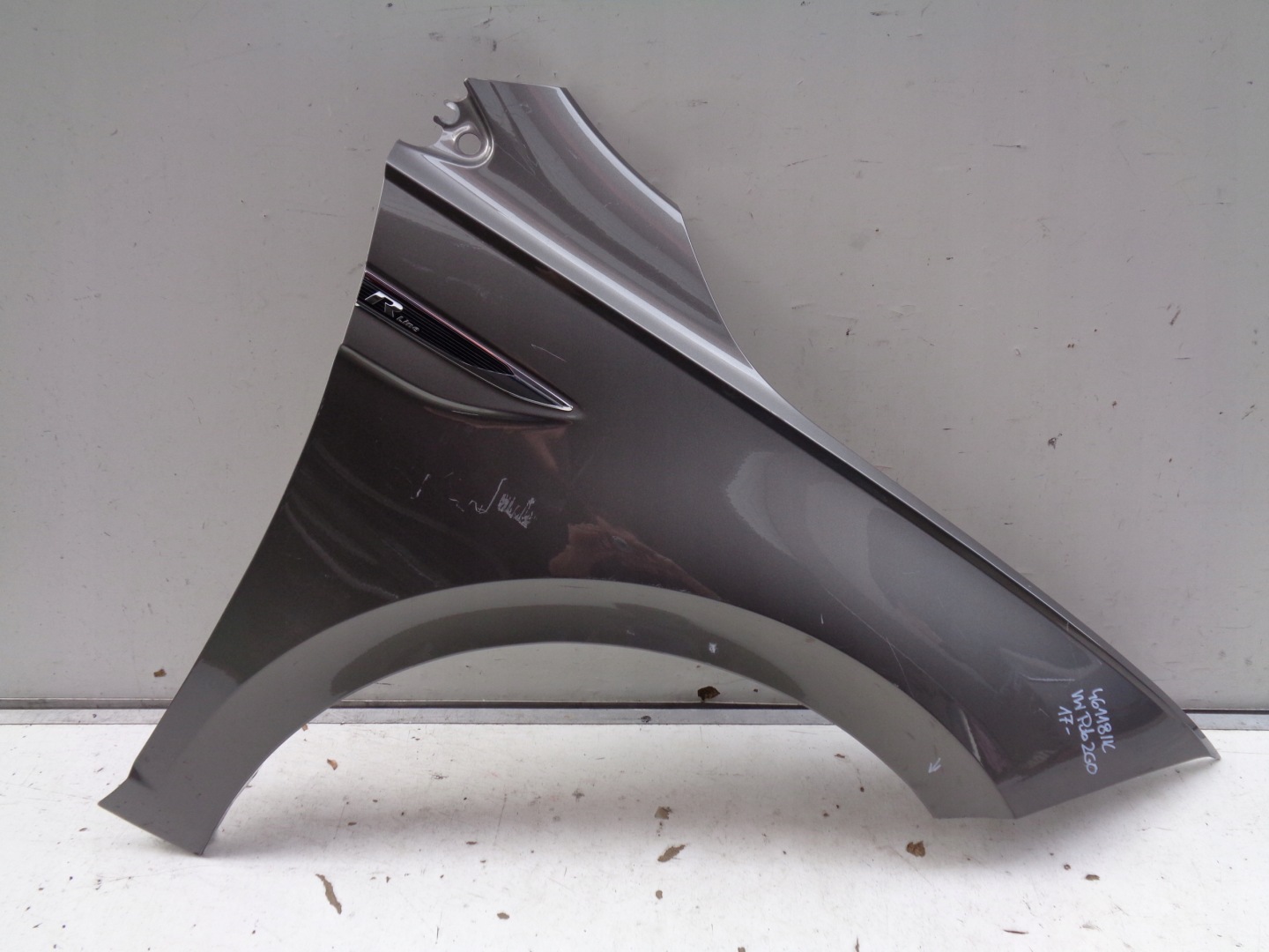 fender right front VW POLO 2G 2G0 17- NR 46118