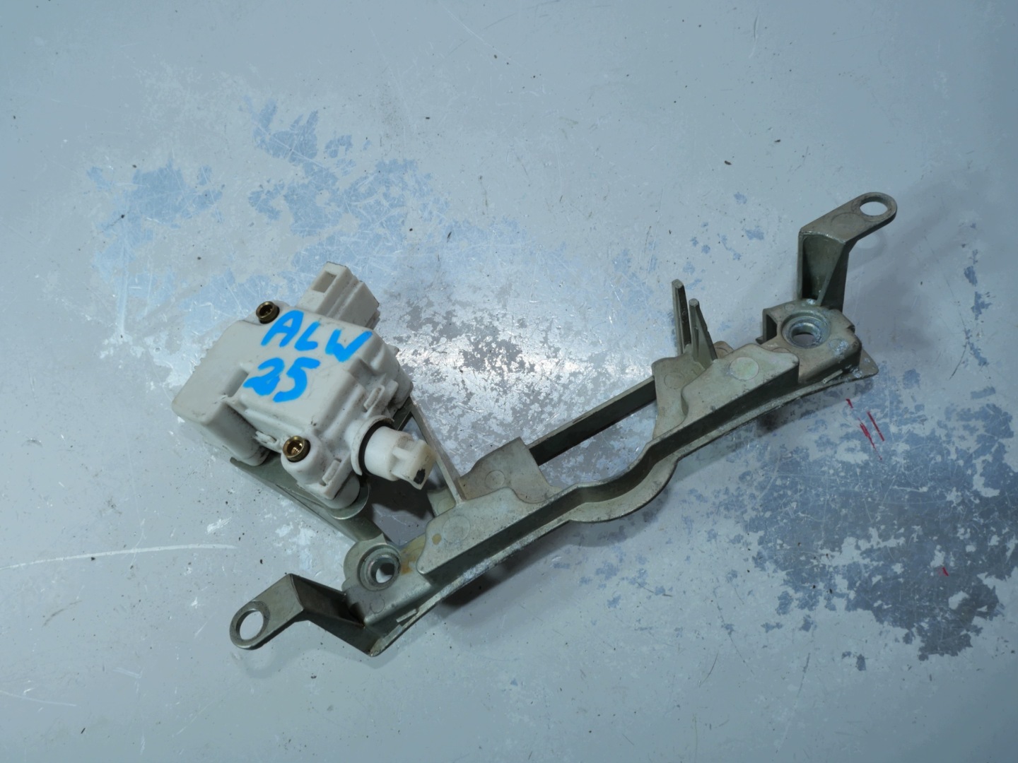 handle bonnet boot VW POLO 6Q6827601C