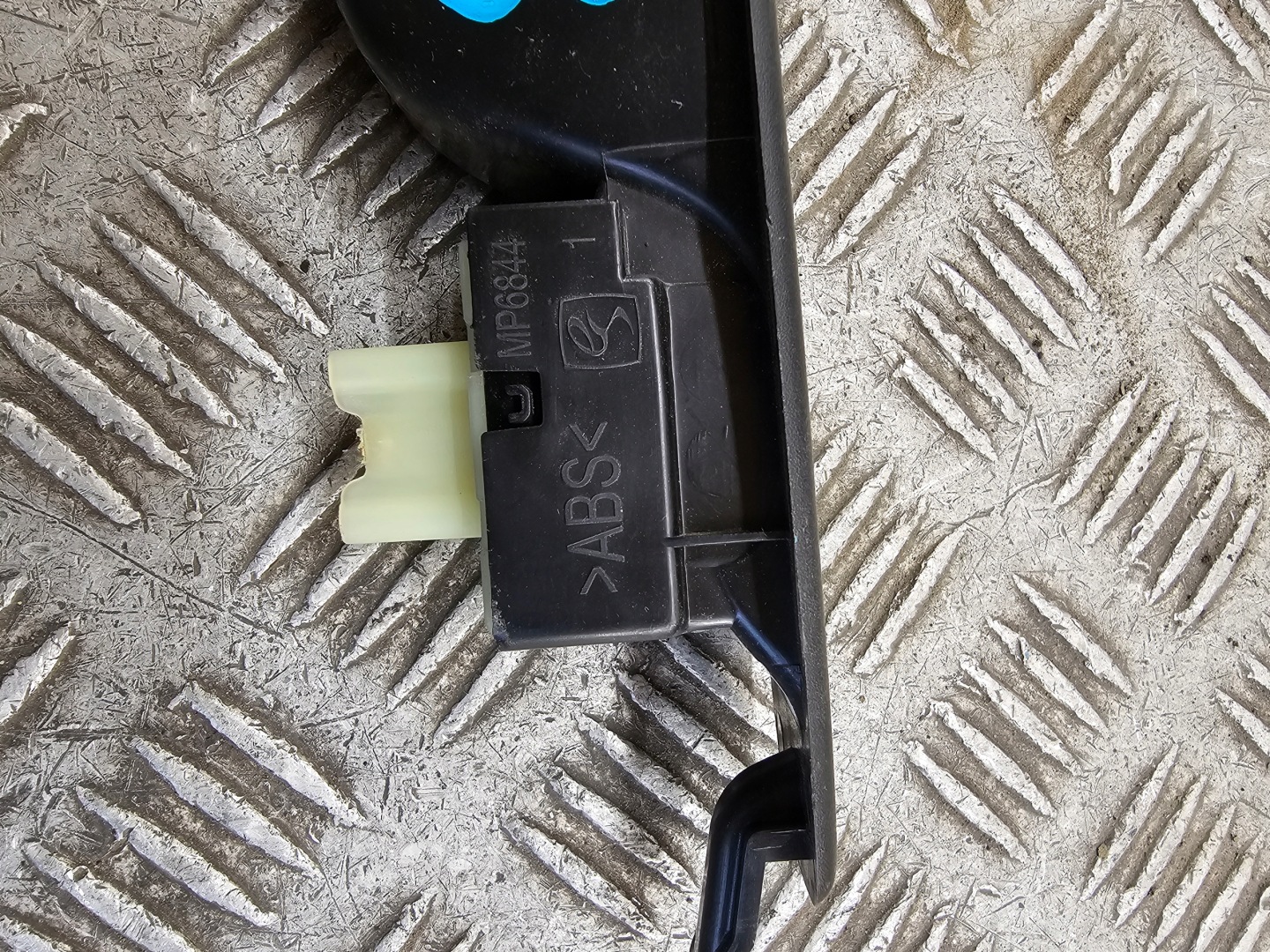 CAPTUR PANEL of the window switch rear part 829614619R