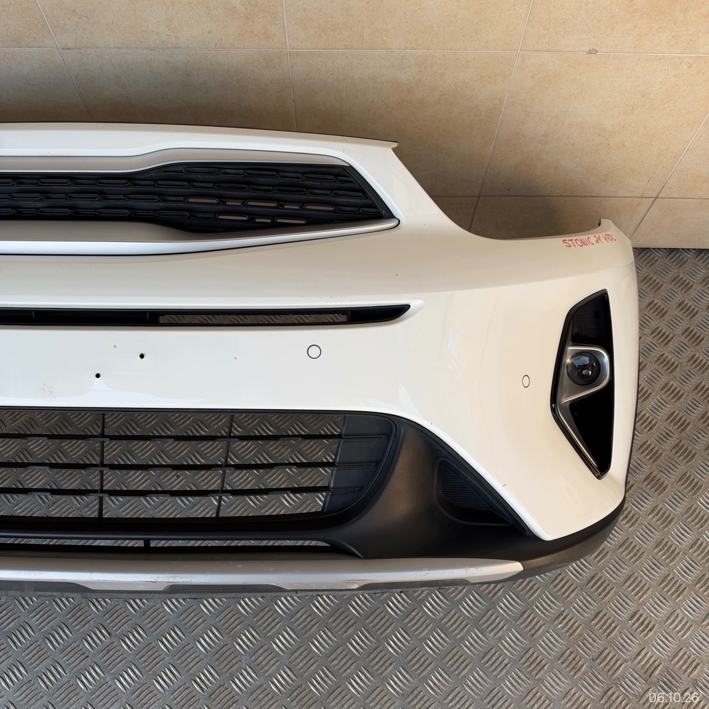 front bumper complete KIA STONIC 2021 year 4 PDC
