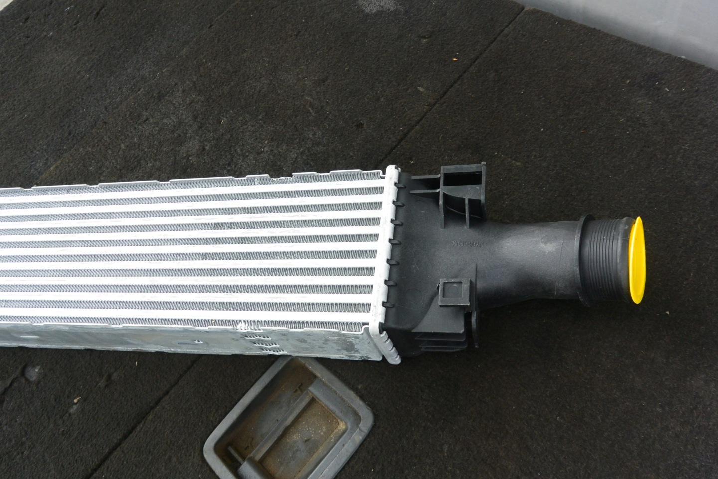 Kühler luft INTERCOOLER AUDI A4 A5 B9 A6 C8 USA 2.0 TFSI Benzin
