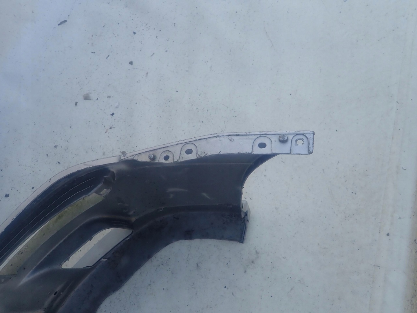 MITSUBISHI SPACE RUNNER II 99-02 bumper front