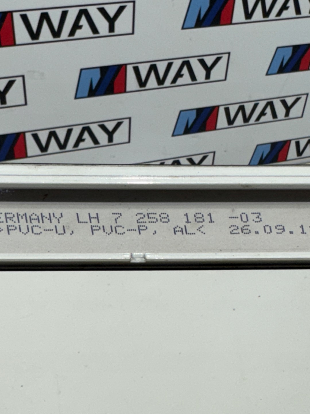 BMW F30 lišta střešním levá 7258181