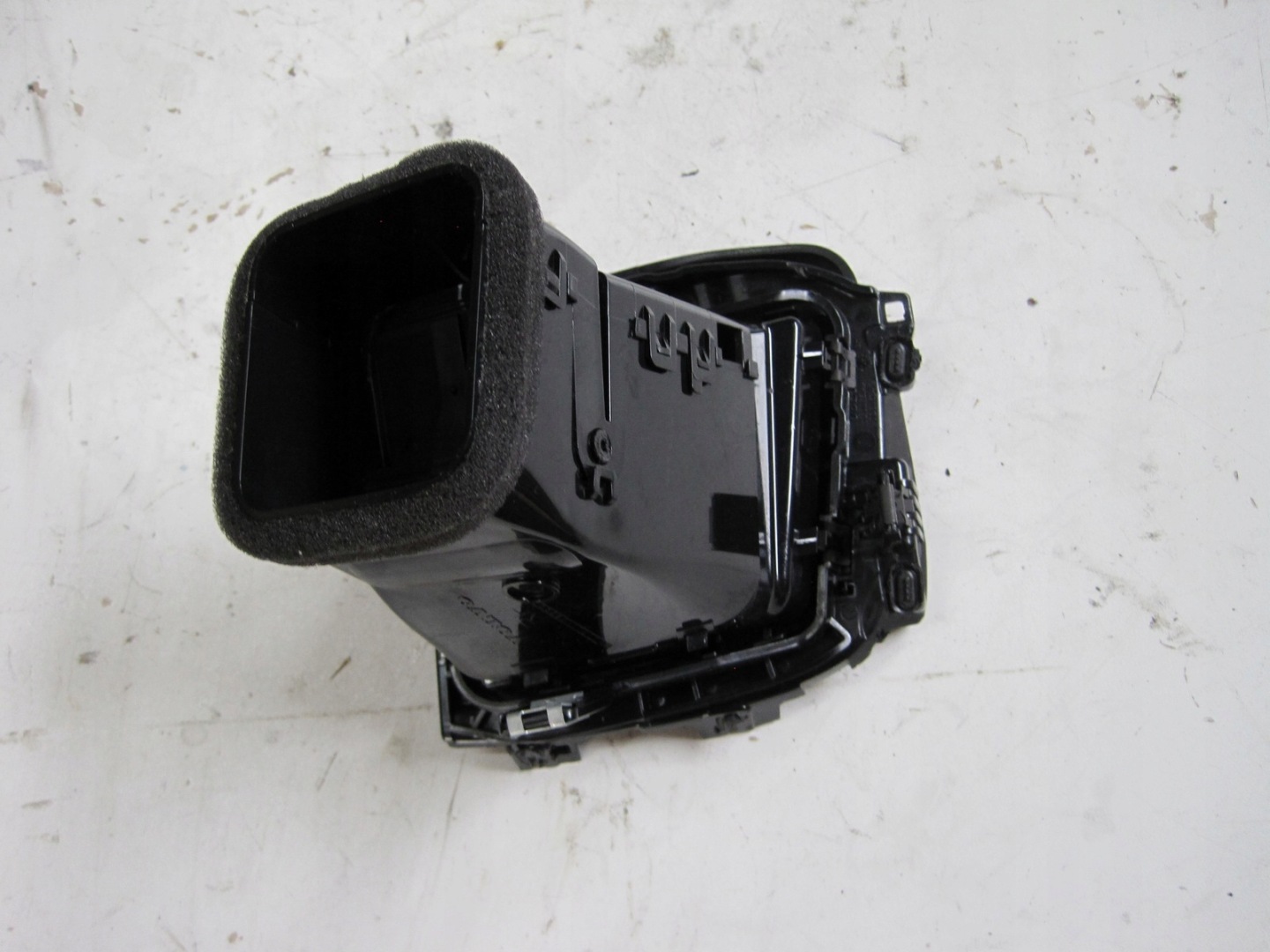 grid blower fan intake VOLVO XC60 31477273 left