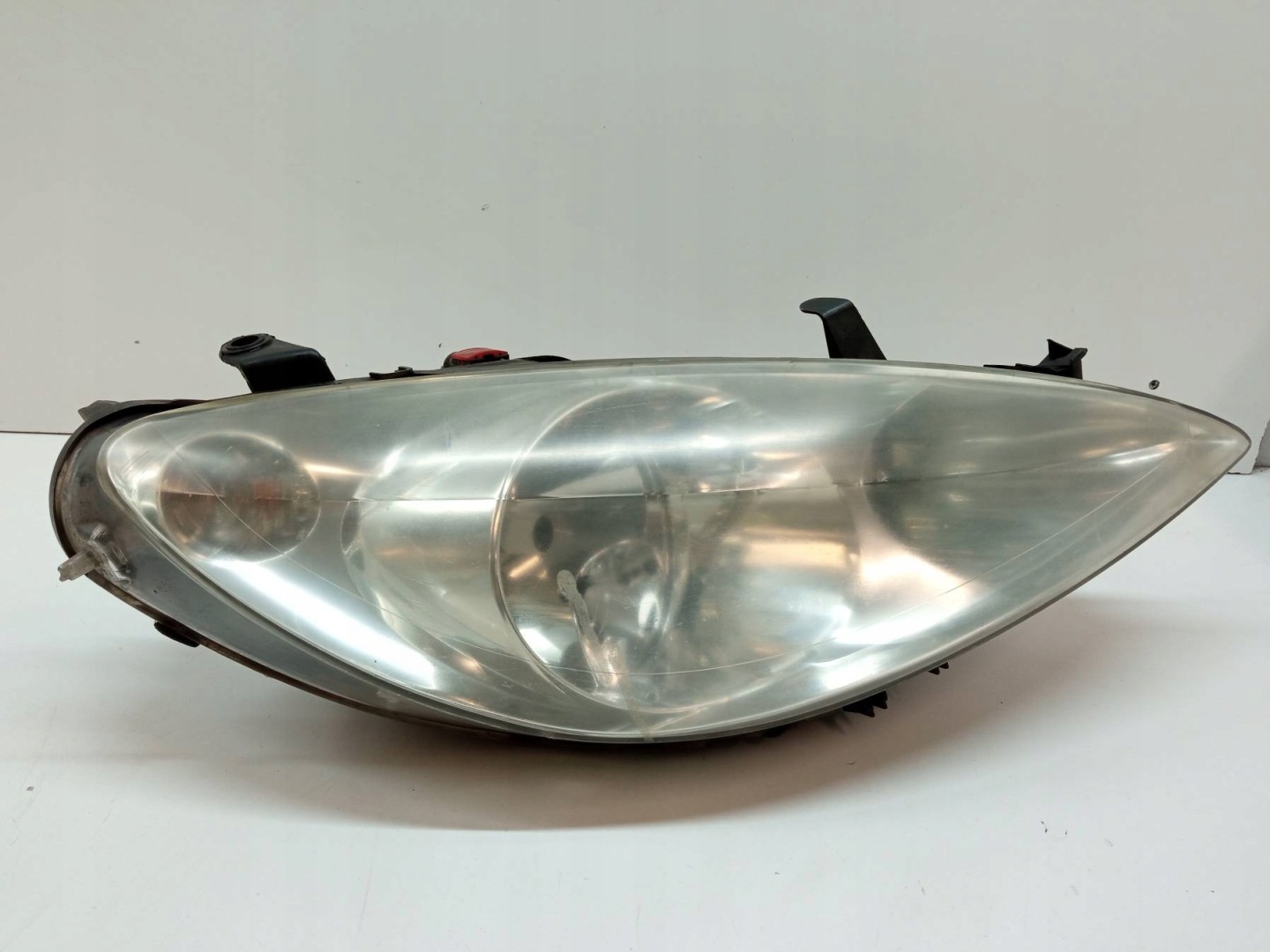 light front right 9641615680 Peugeot 307 and (2001-2008)