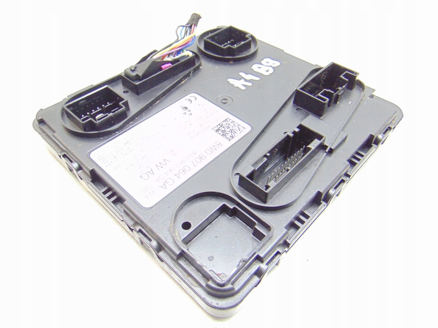 module control unit KOMFORTU BCM2 AUDI A4 B9 8W 8W0907064GA