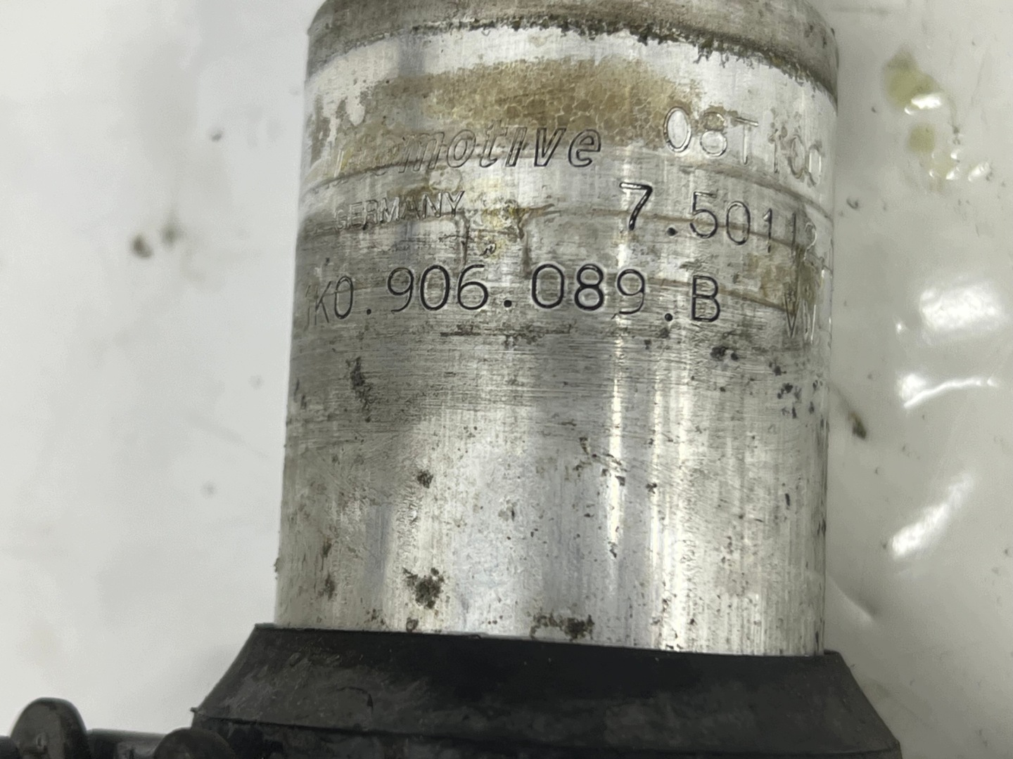 AUDI Q7 4L VW TOUAREG 7L and 3.0 TDI 240KM feed pump fuel 1K0906089B