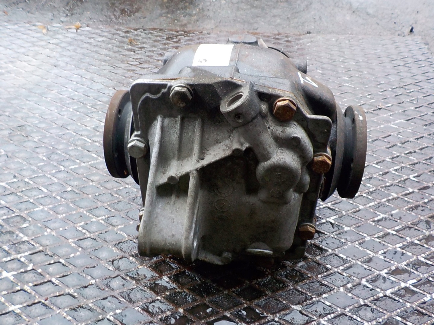 BMW X3 (E83) diff differential differential 7537721-01 3.91
