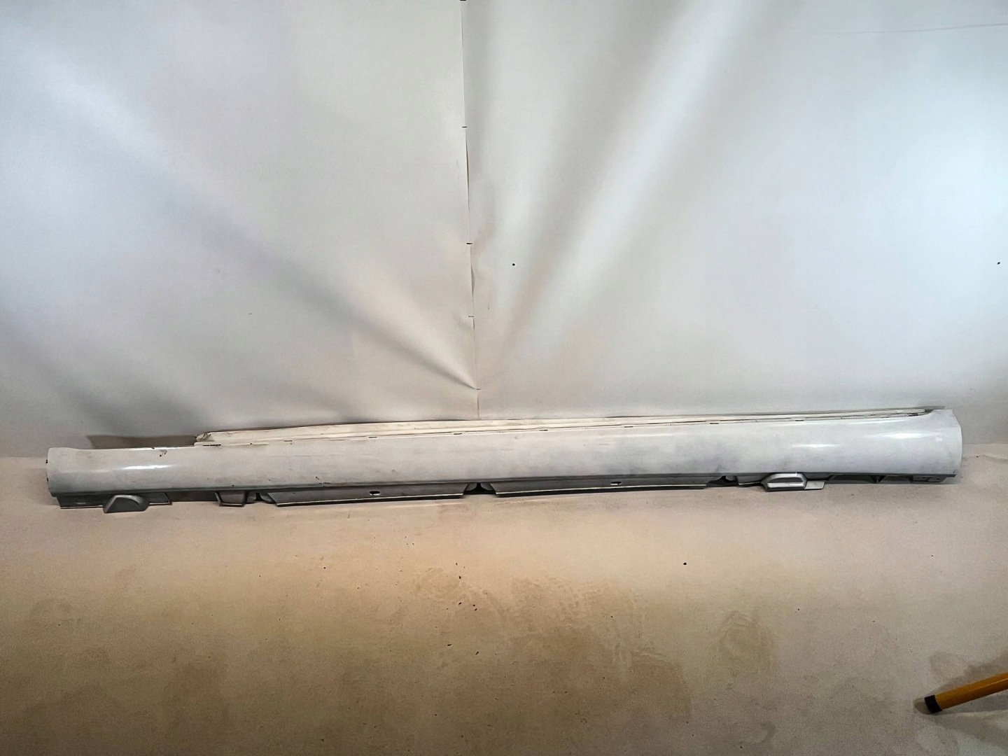 moulding threshold Mercedes-Benz C W205 A2056907102