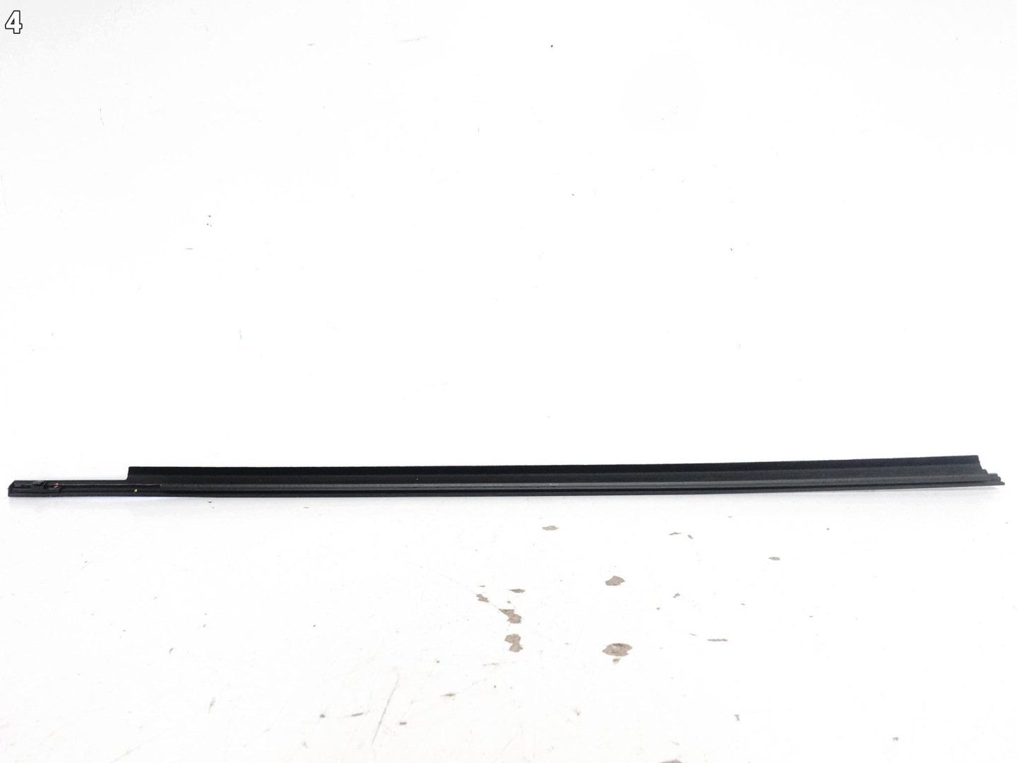 TOYOTA YARIS IV XP210 19- moulding dust windows door front left ORG