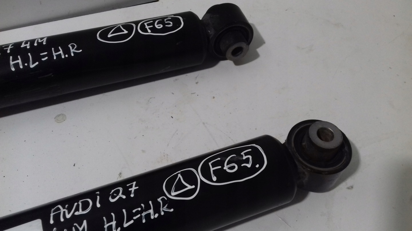 AUDI Q7 4M shock absorber rear part left right shock absorbers KOMPLET 4M0512137C