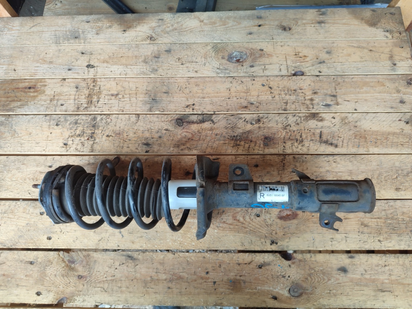 shock absorber right front 8V51-18045-BF FORD FIESTA MK7 08-17