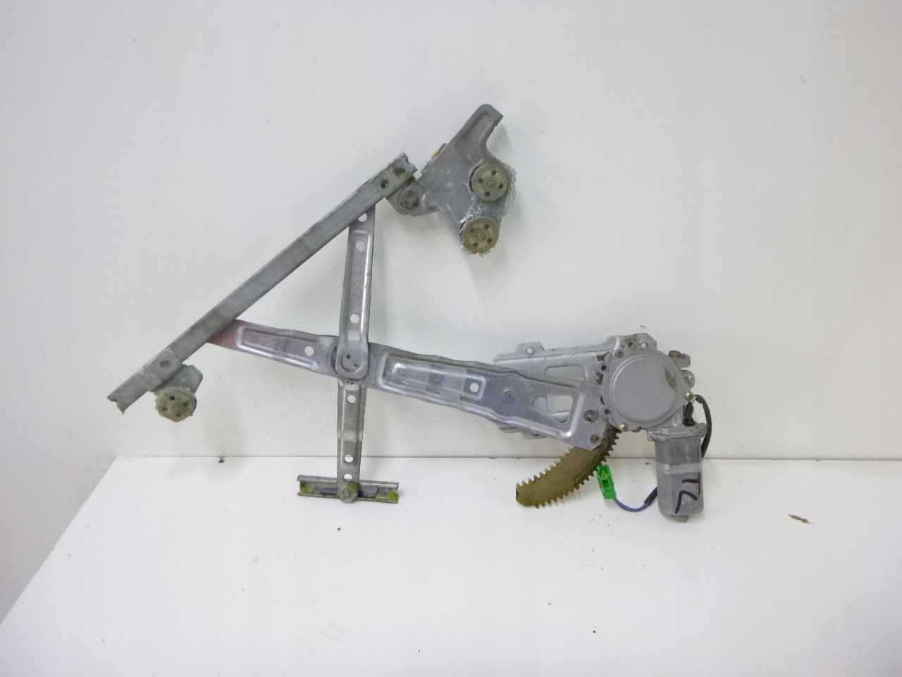 MÉCANISME VITRE ARRIÈRE GAUCHE SUBARU IMPREZA GC 1994R.