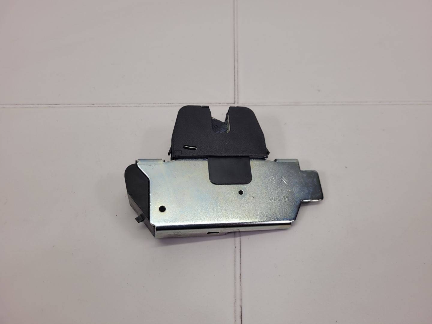 lock bonnet boot Peugeot 2008 2 2021 9151487499