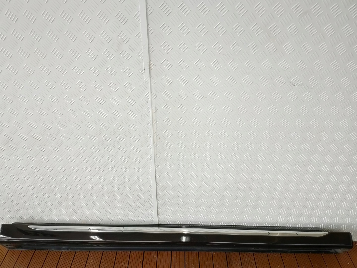 MITSUBISHI OUTLANDER III LIFT 16-20 moulding threshold right colour X40