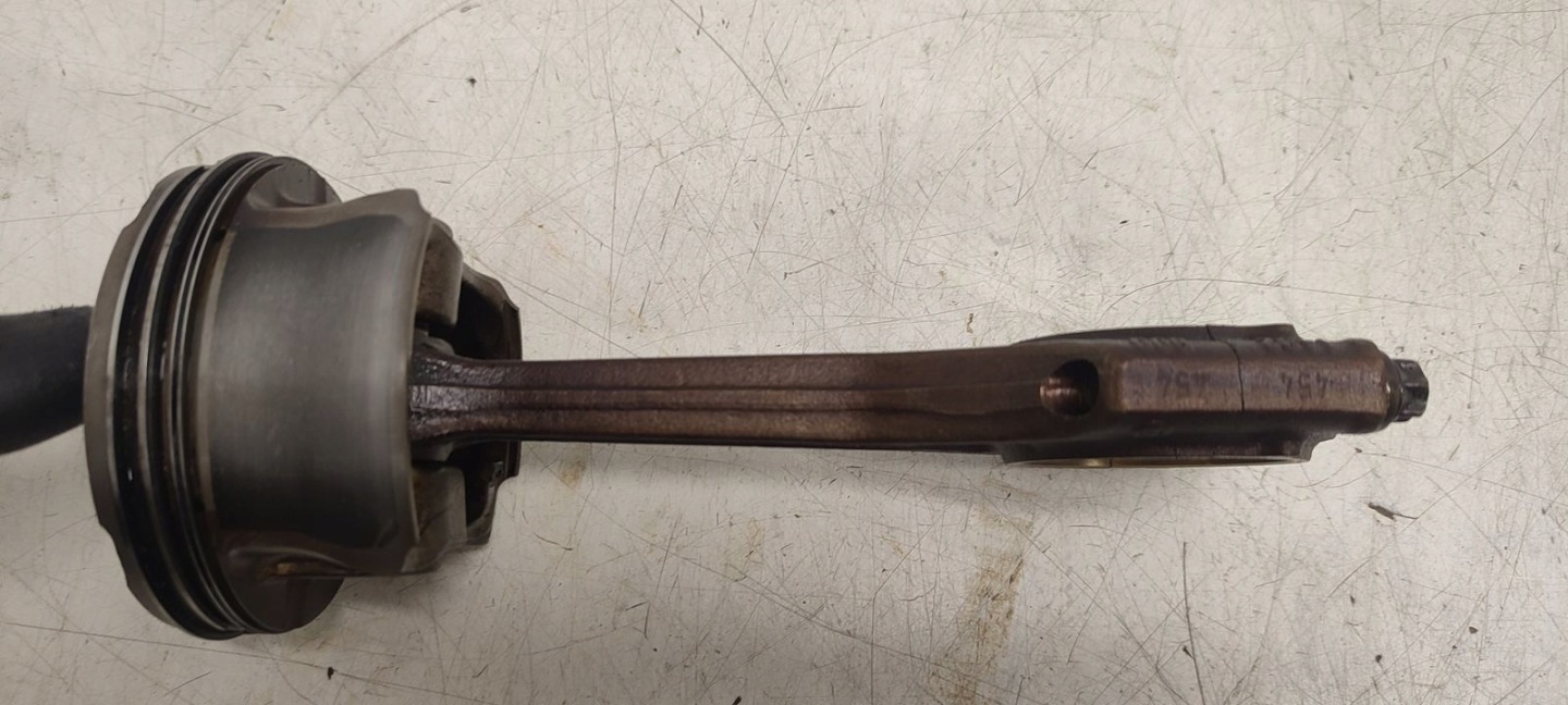 Piston Bielle BMW E39 525i 256S5