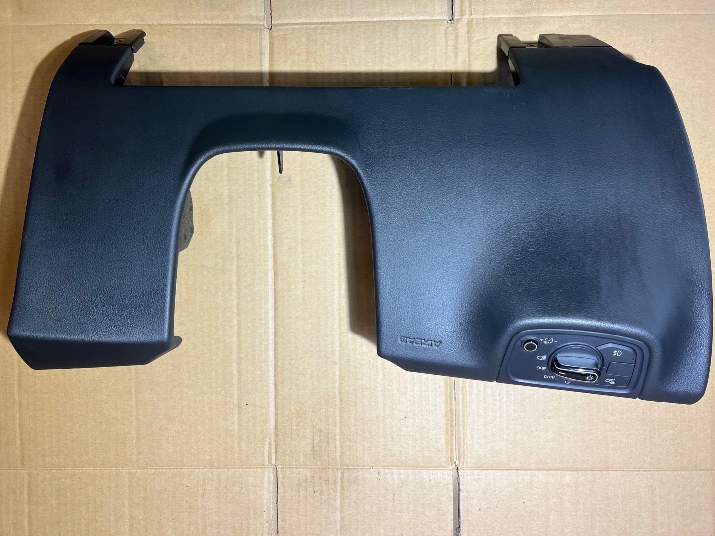 AUDI A8 D4 Blende Abdeckung unter Lenkrad 4H188030138M 4H0941531B