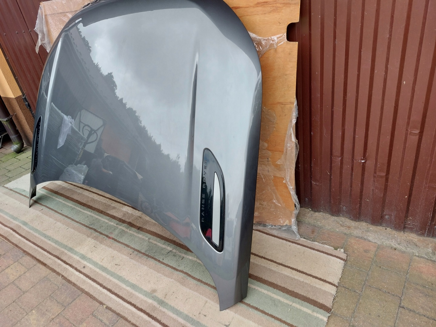 bonnet RANGE ROVER VELAR L560 grey 19r CORRIS GREY
