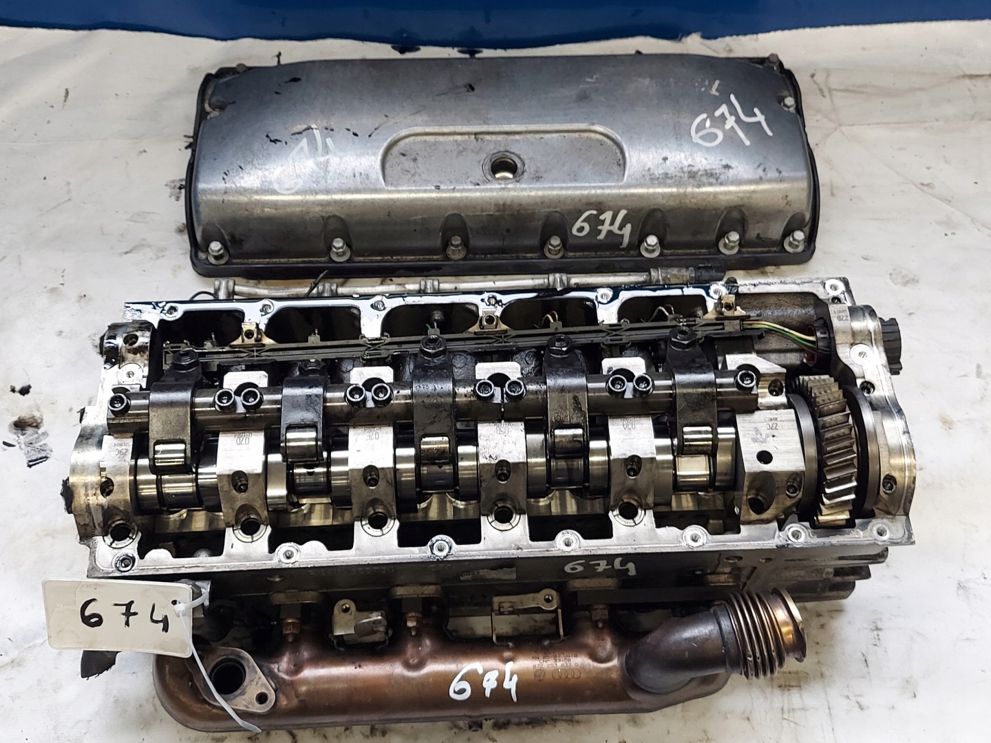 head. VW TOUAREG 5.0 TDI