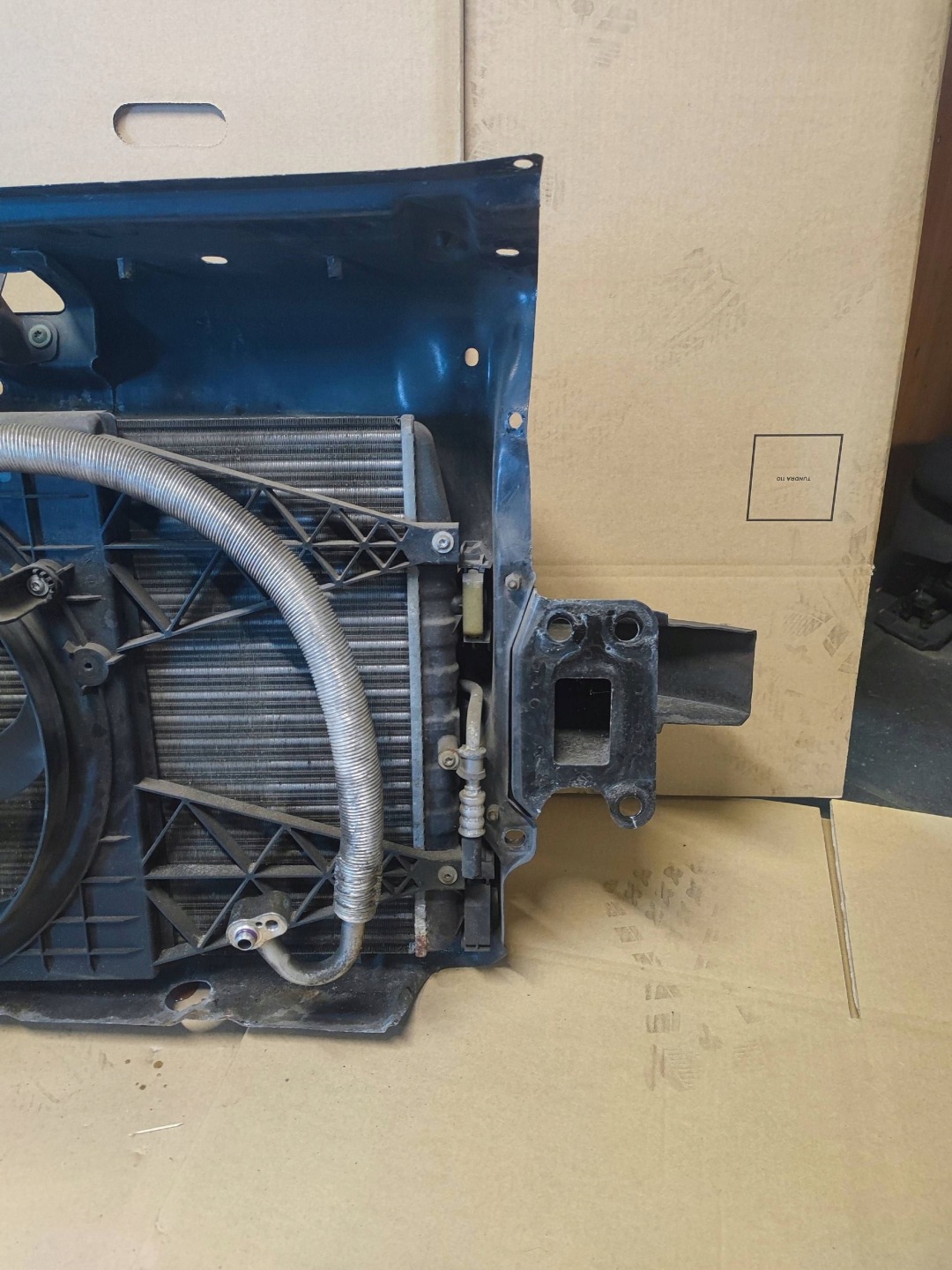 FOX front body wall front KLIMA sider radiator fan complete 1.2 1.4 B