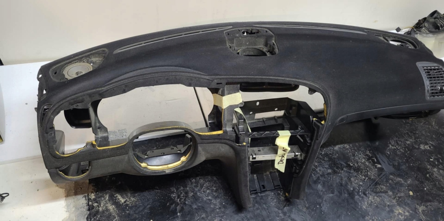 dashboard instrument panel console SAAB 9-3 93 II EUROPA 07- alcantara folk lift