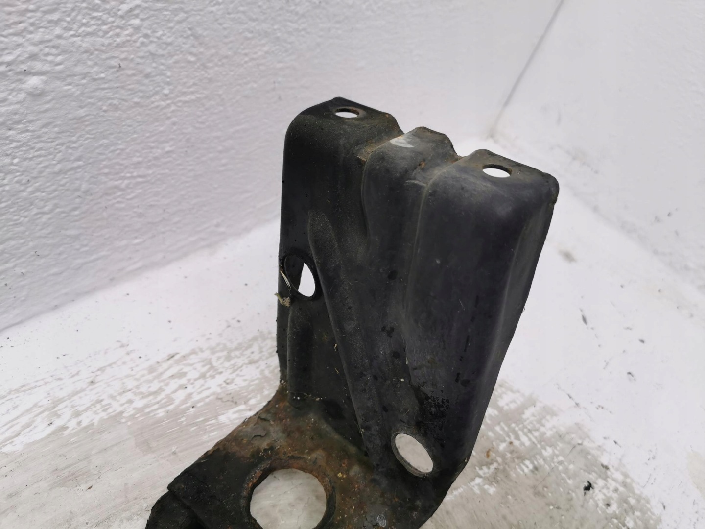 radiator stiffener CHRYSLER 300C 04-10 3.0 V6 CRD