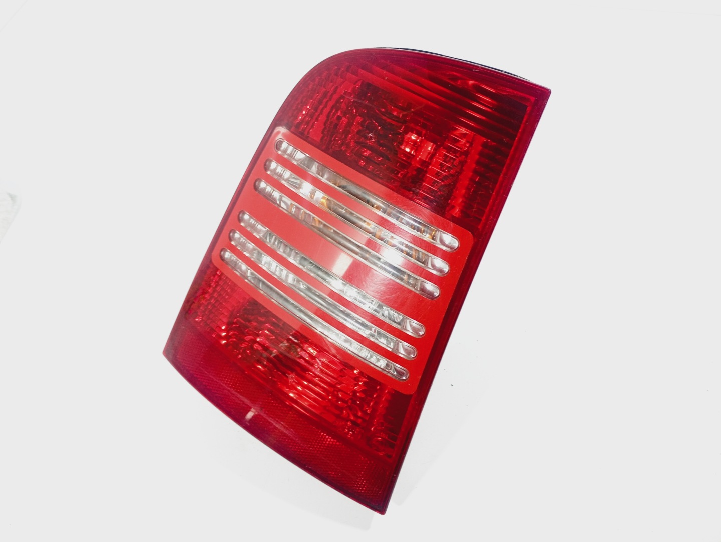 light left rear rear part OE 1U9945095 Skoda Octavia and 1 00-04