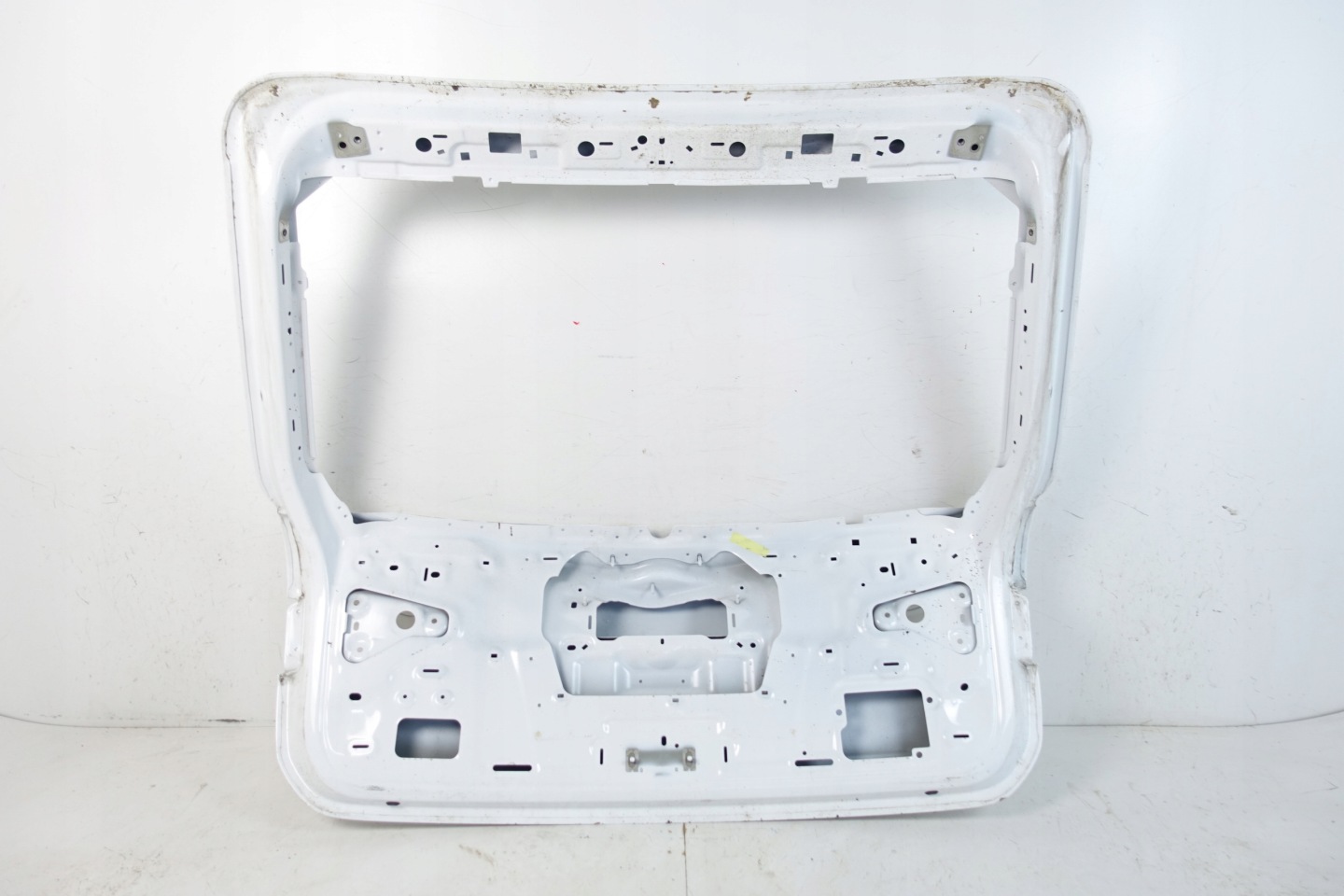 AUDI A6 C8 4K0 KOMBI 2018- trunk door boot rear part
