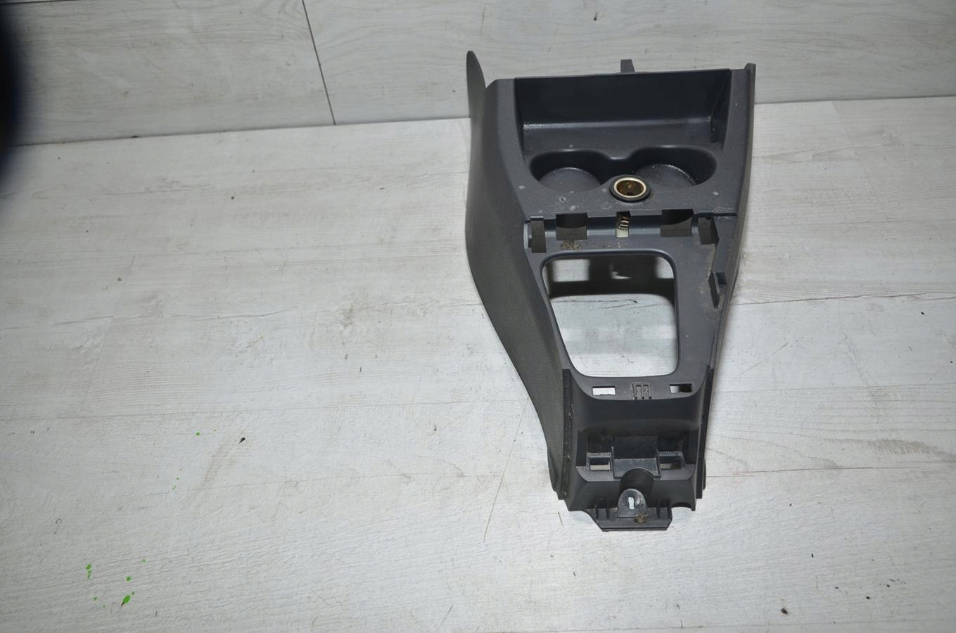 Tunel mitte Dacia LODGY