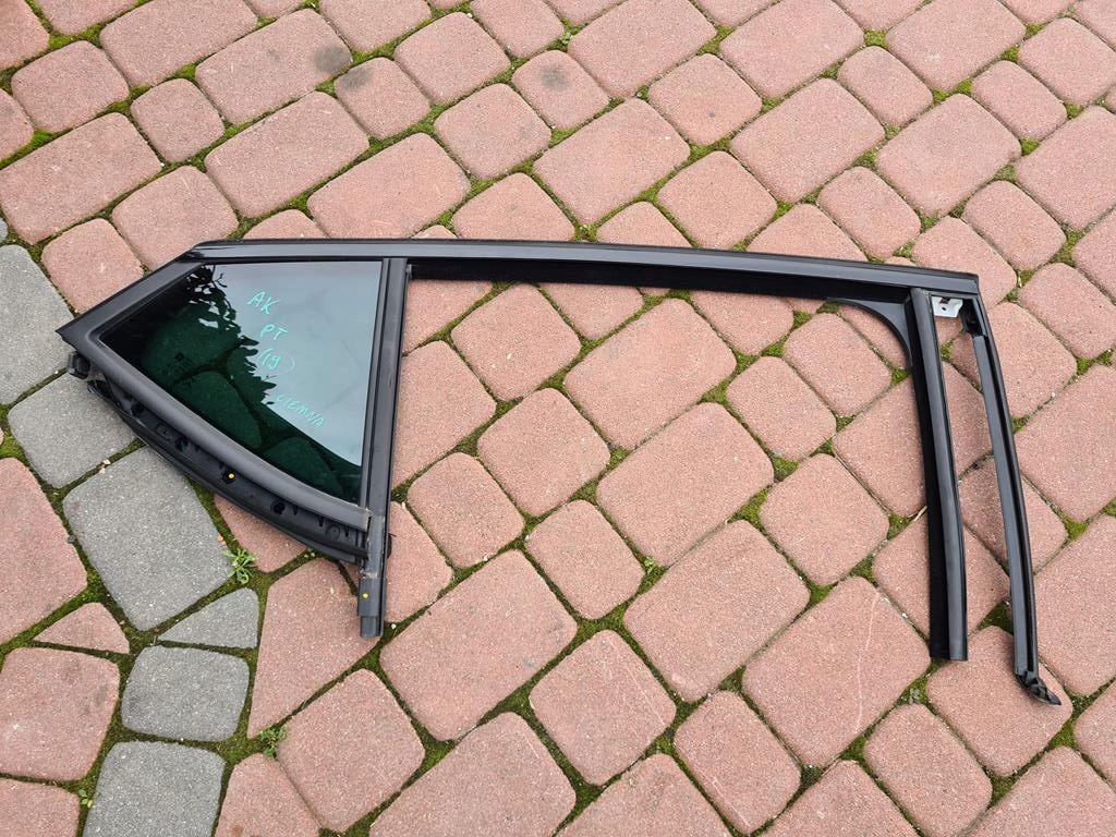 window rear part rear HB right Opel Astra K V 2019r