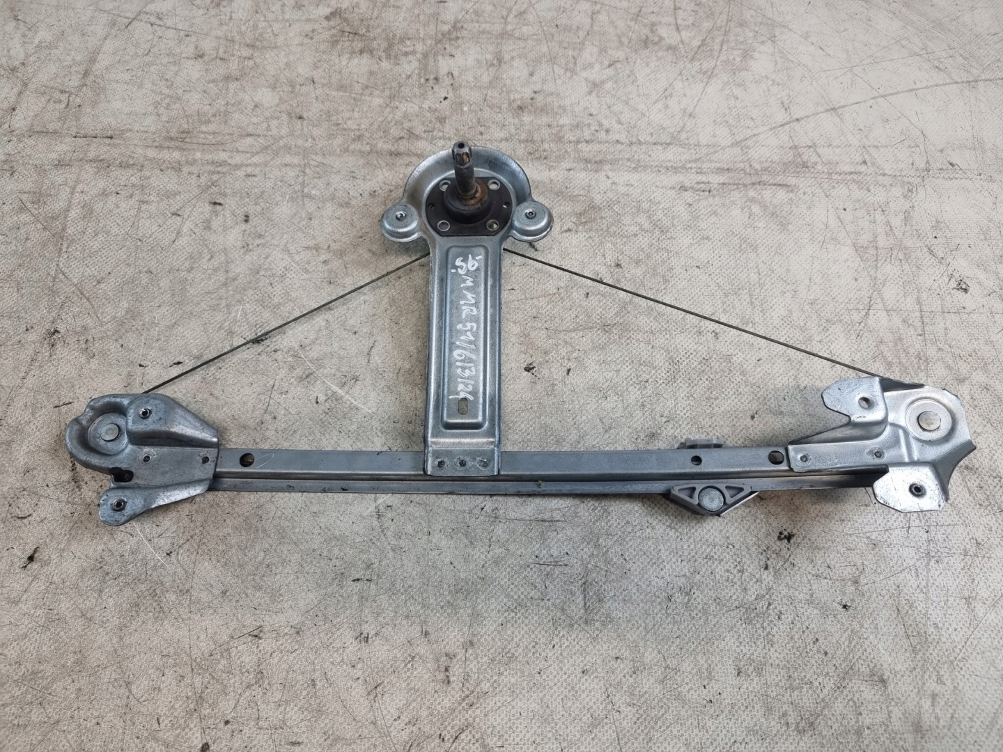 window regulator right rear part OE 13100421 OPEL ASTRA H III HB 5D
