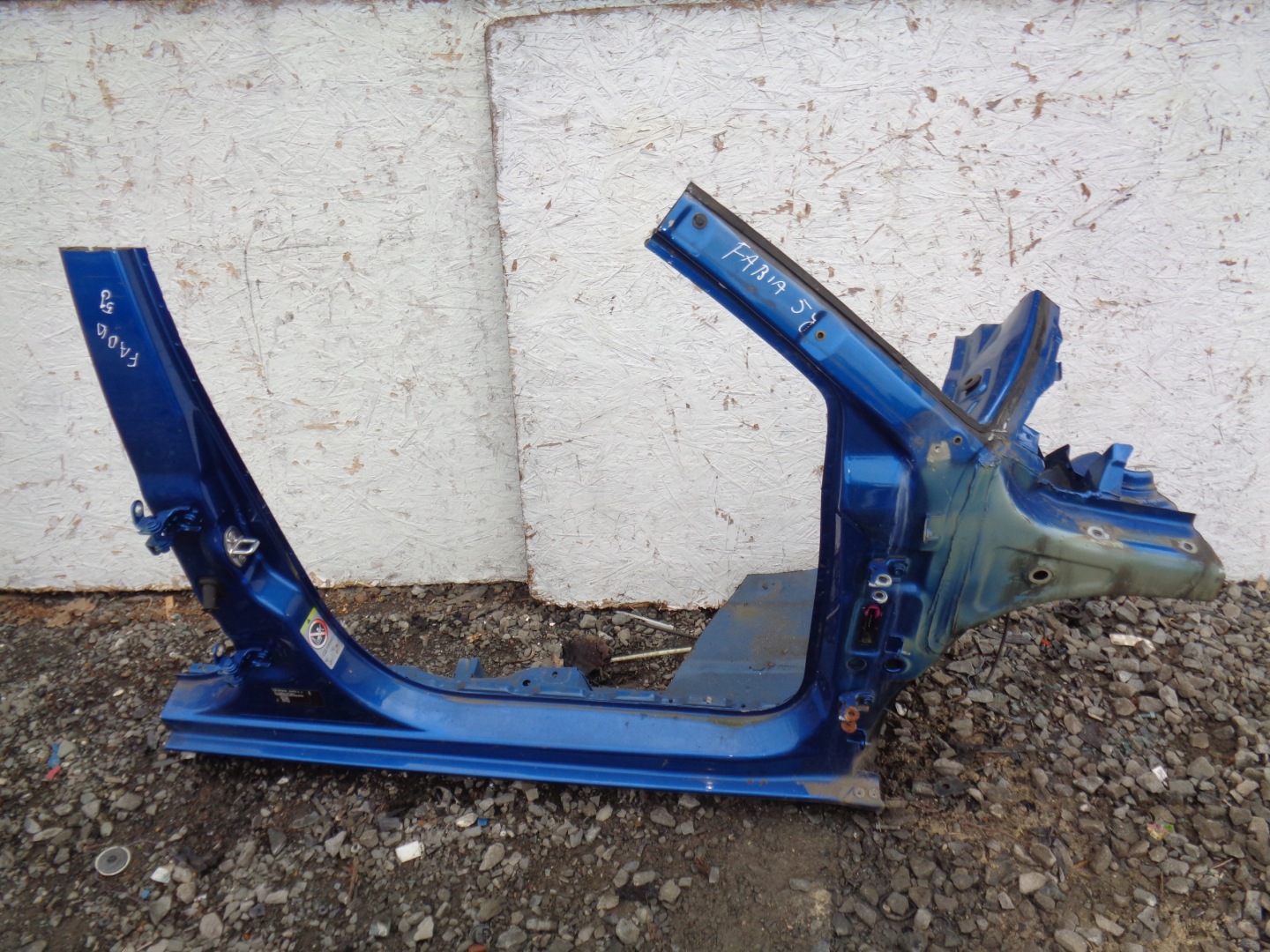 SKODA FABIA II 2 quarter front right threshold 12r