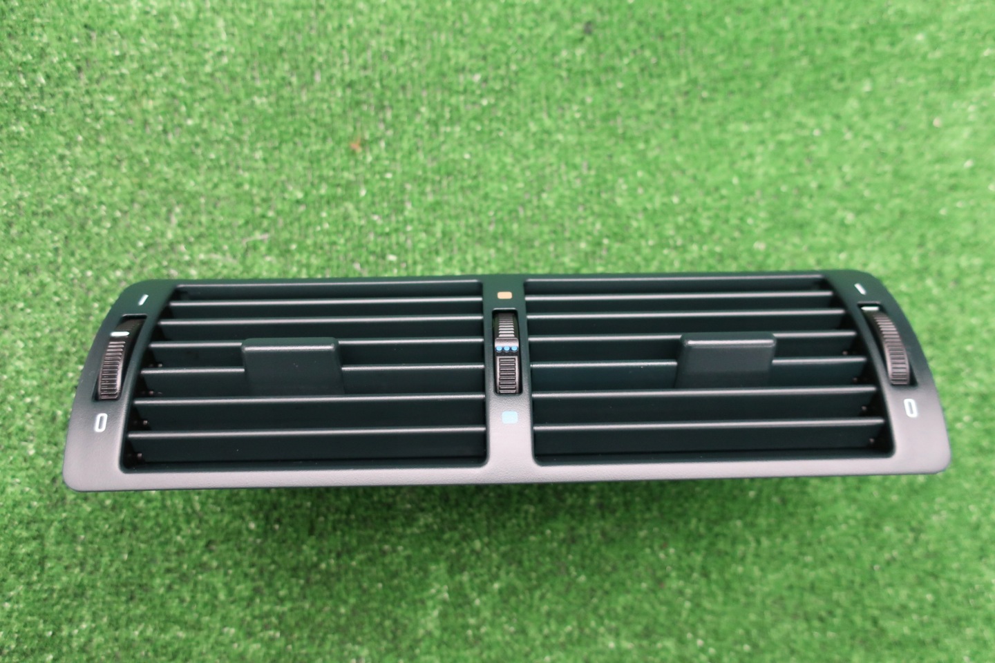 Bouches buses Grille du tableau de bord BMW E39 5 EUROPA Vert