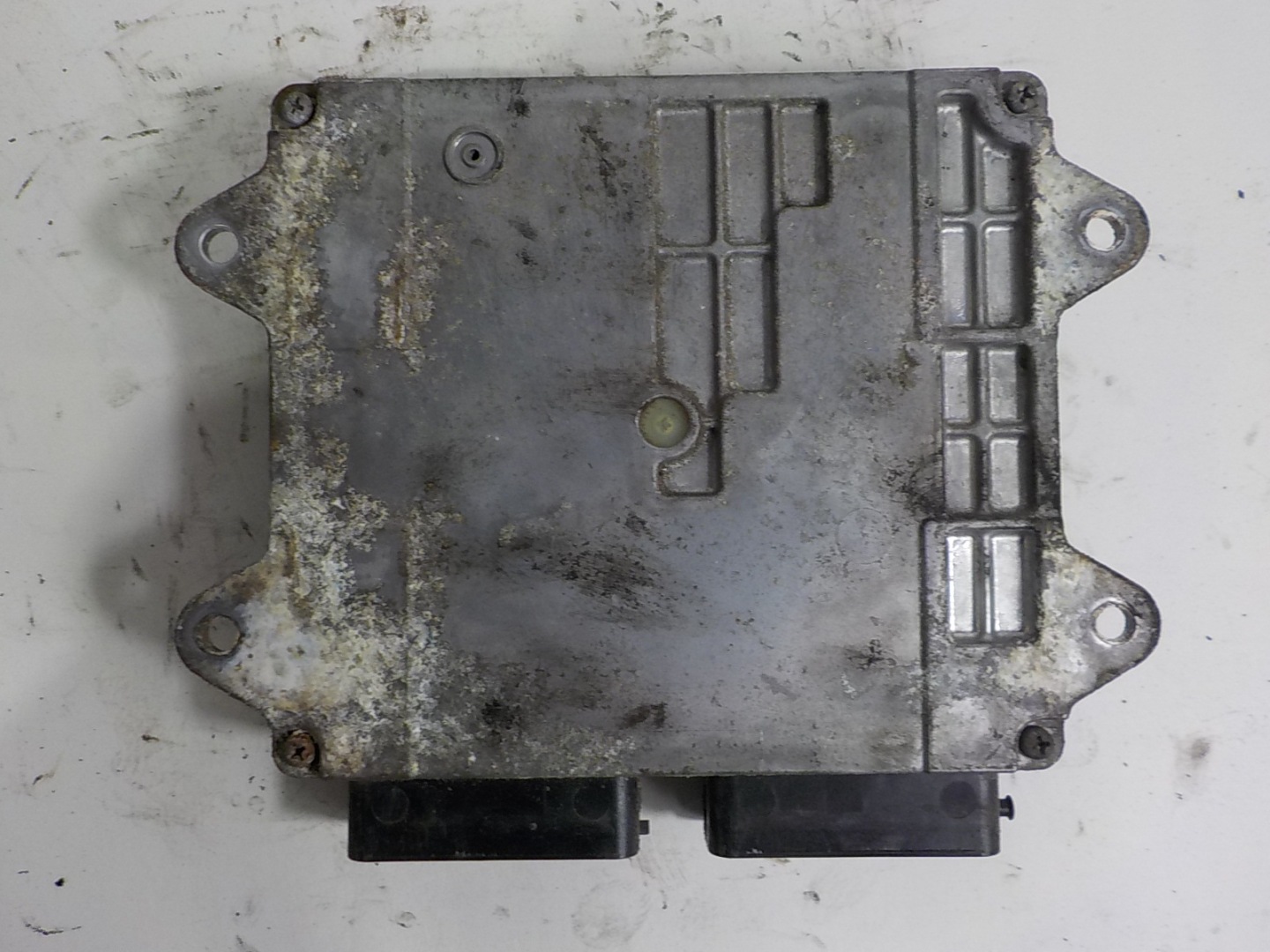 MITSUBISHI COLT VI computer control unit 1860095500 1860A955