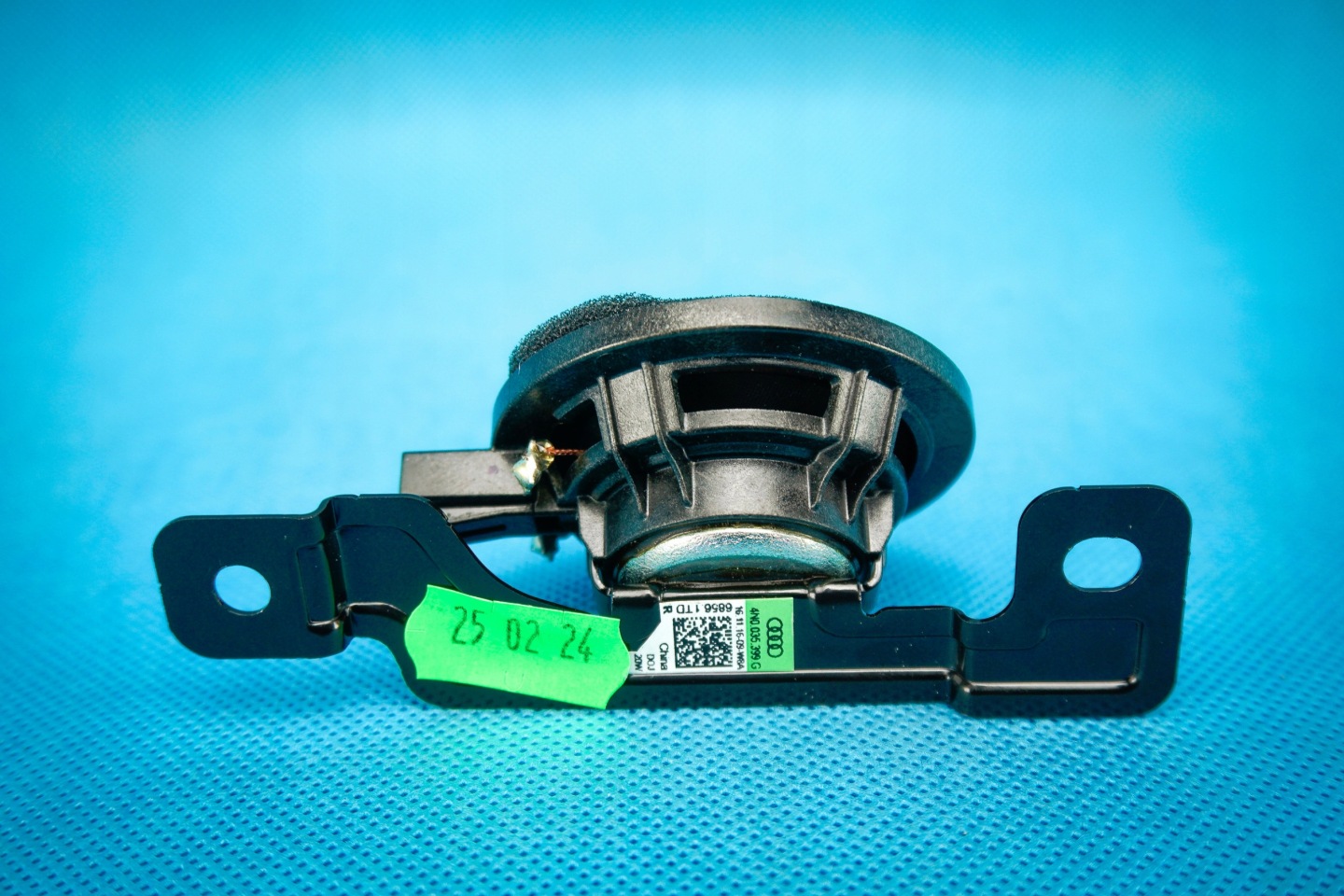 speaker pillar A front right Audi A8 S8 4N D5 bang Olufsen 4N0035399G