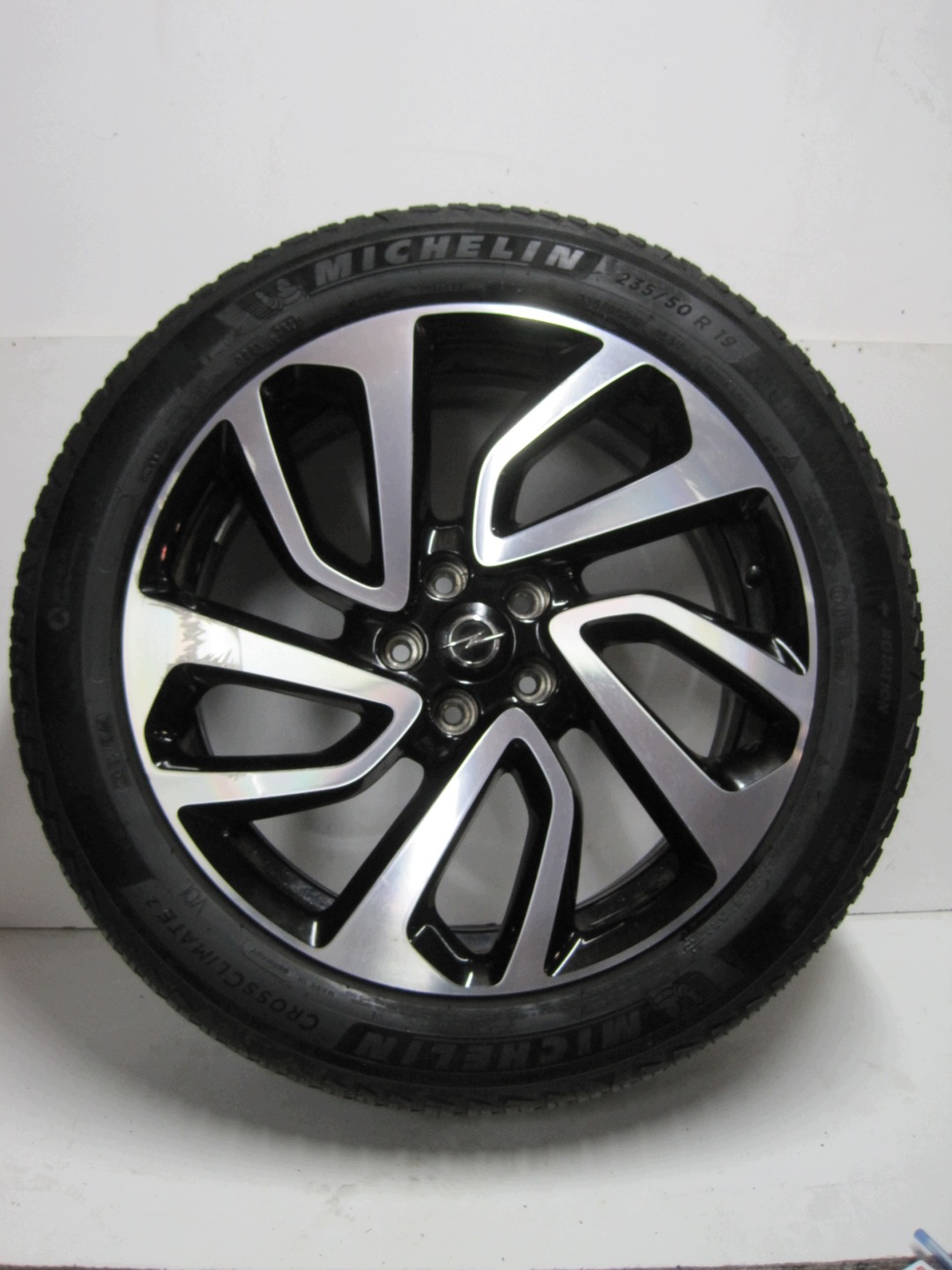 wheels discs tyres OPEL GRANDLAND R19 M+S 4 MM