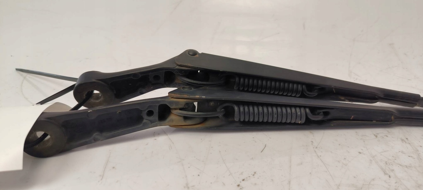 ramínko stěrače předek VOLKSWAGEN PASSAT B5 LIFT