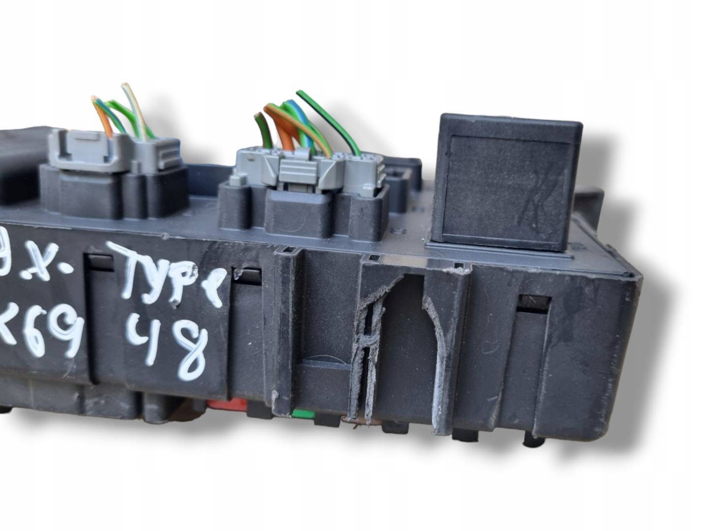 Module fusibles Jaguar X-Type 2006 4X43-14A073-AE