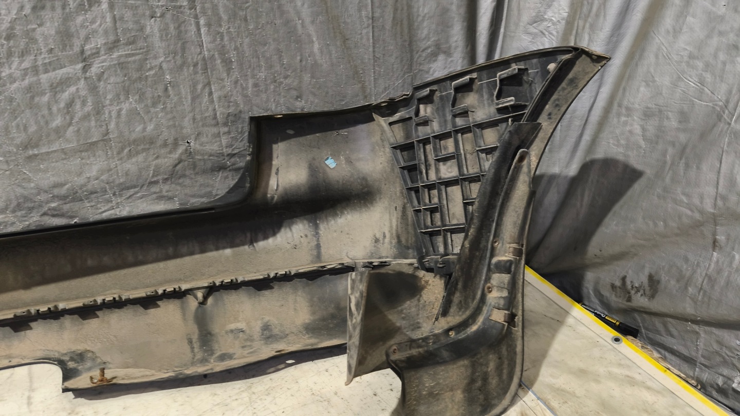 bumper rear VW TOURAN 2006r K: LDX7
