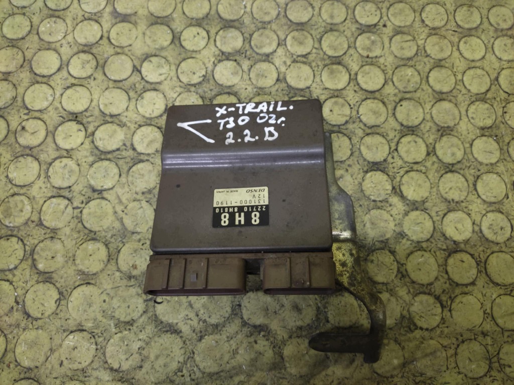NISSAN X-TRAIL T30 2.2 D control unit module WTRYSKIWACZY 1310001190